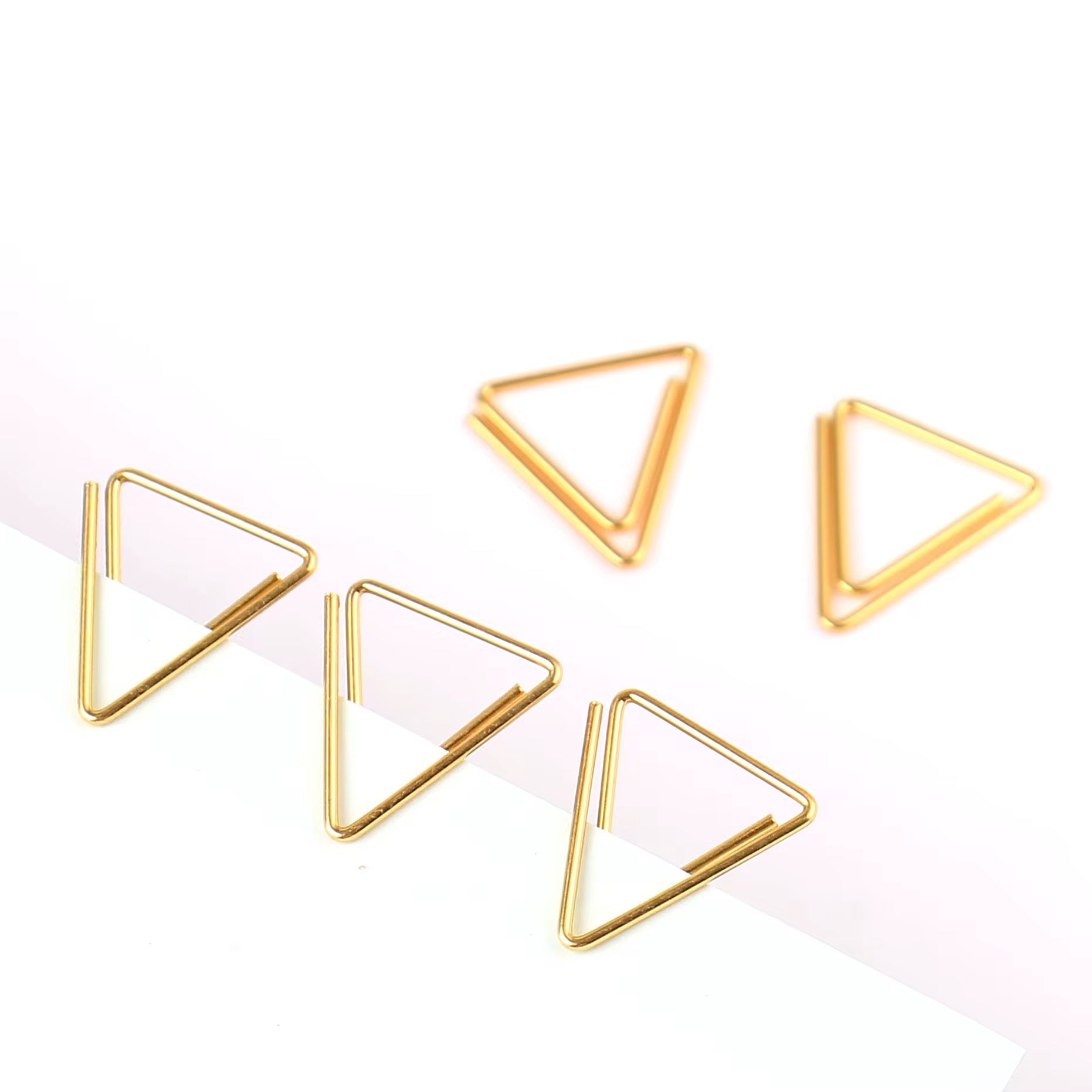 Triangle Paperclip 20mm | Gold