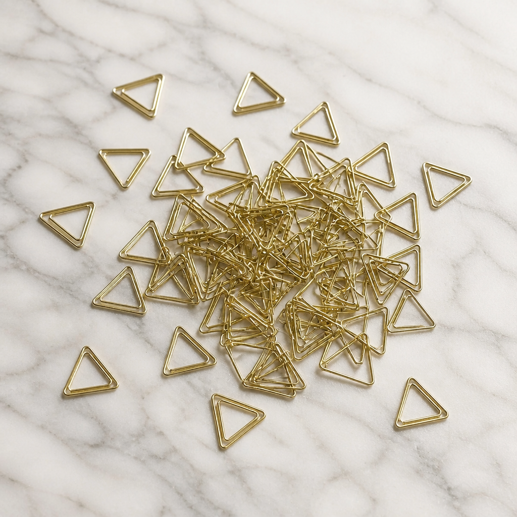 Triangle Paperclip 20mm | Gold